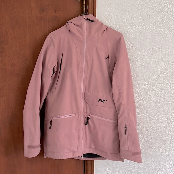 Snowboard/Ski Jacket - Picture 1 of 2